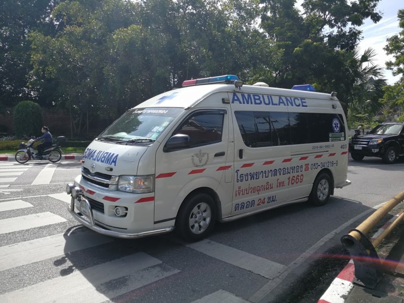 タイの救急車
