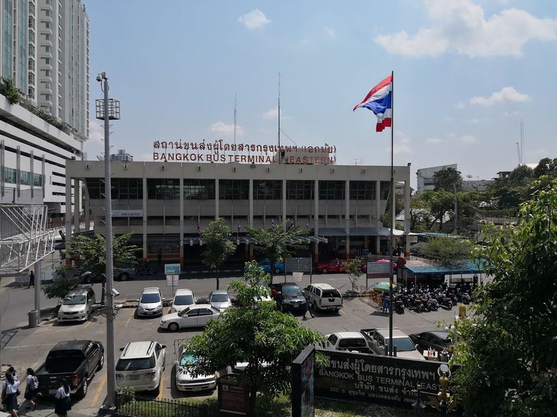 タイ　バンコク東バスターミナル（エカマイバスターミナル）の行き方とその周辺